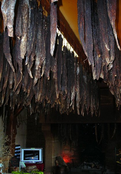 2011-05-12 02 Guemene Dans la Maison de l Andouille.JPG